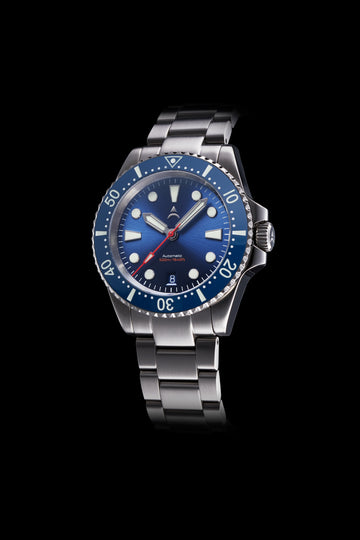 Timeless Swiss automatic movement dive watch with 500m depth rating that wears its own character.